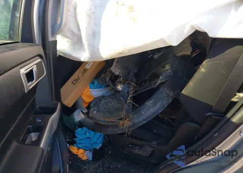 2023 Ford Explorer Xlt из США, поврежденный, VIN 1FMSK8DH7PGC39771